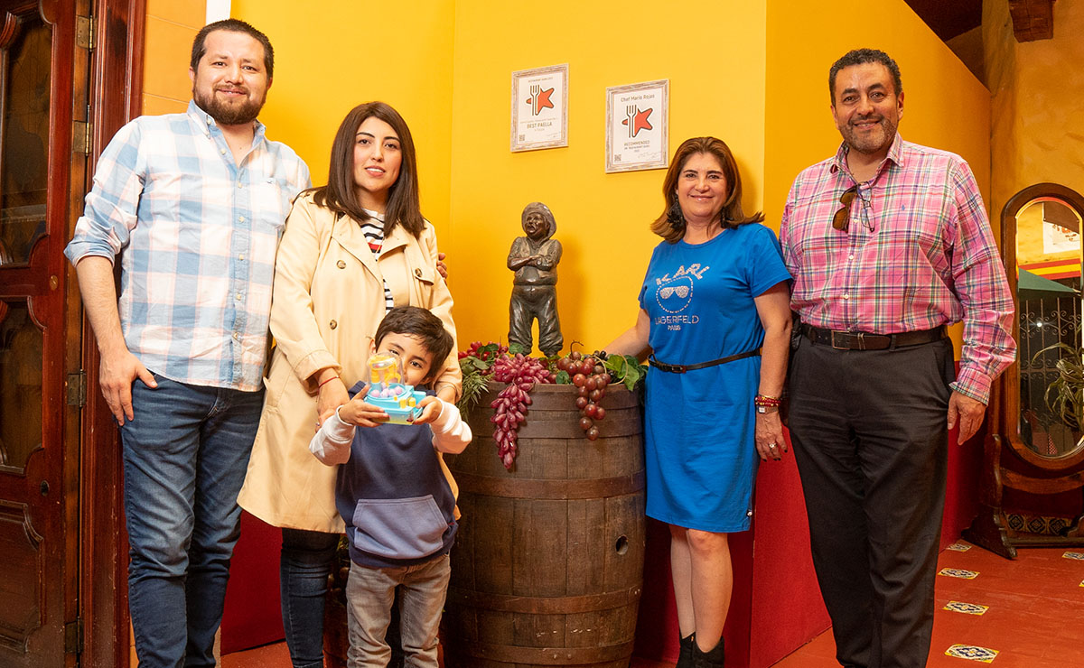 Isaias Ramírez, Lis Estrella, Christian Ramírez, Maritere Esquivel y Luis Lujano