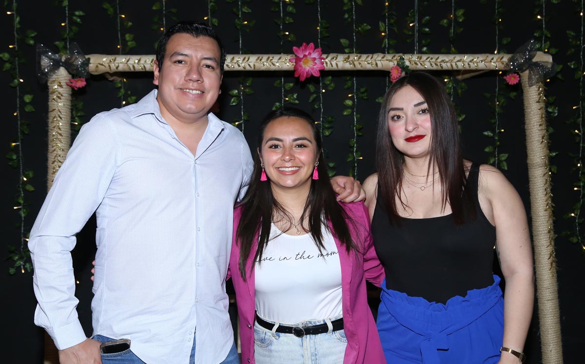 Manolo, Cristina y Bianca