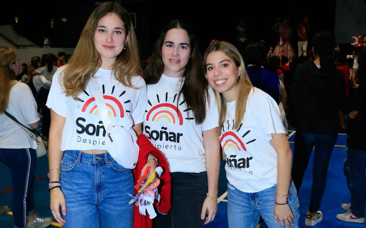 Olga Hernández, Pily Canales y Renata Solano