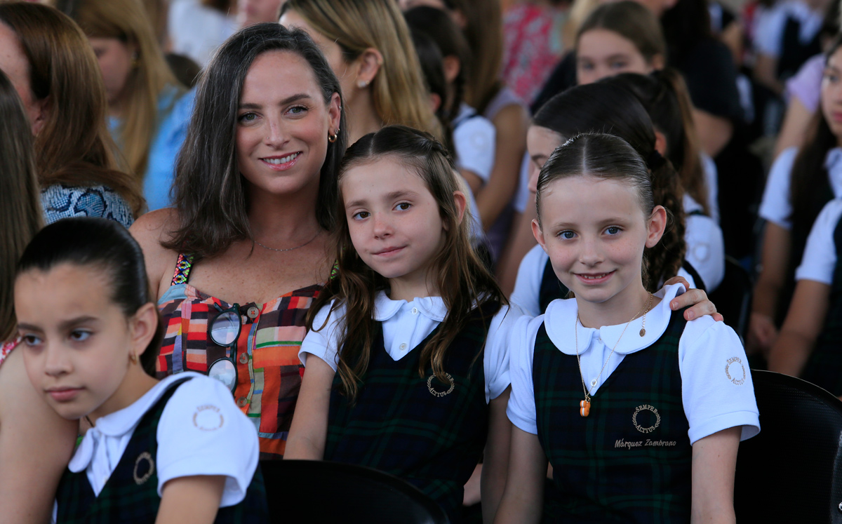 Romina Zambrano, Isabel Márquez e Inés Márquez / Foto: Omar Valdez