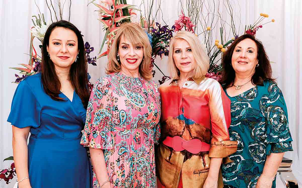IRIS RENDÓN, LETY ROCHA, PATY LEAL Y PATY FLORES