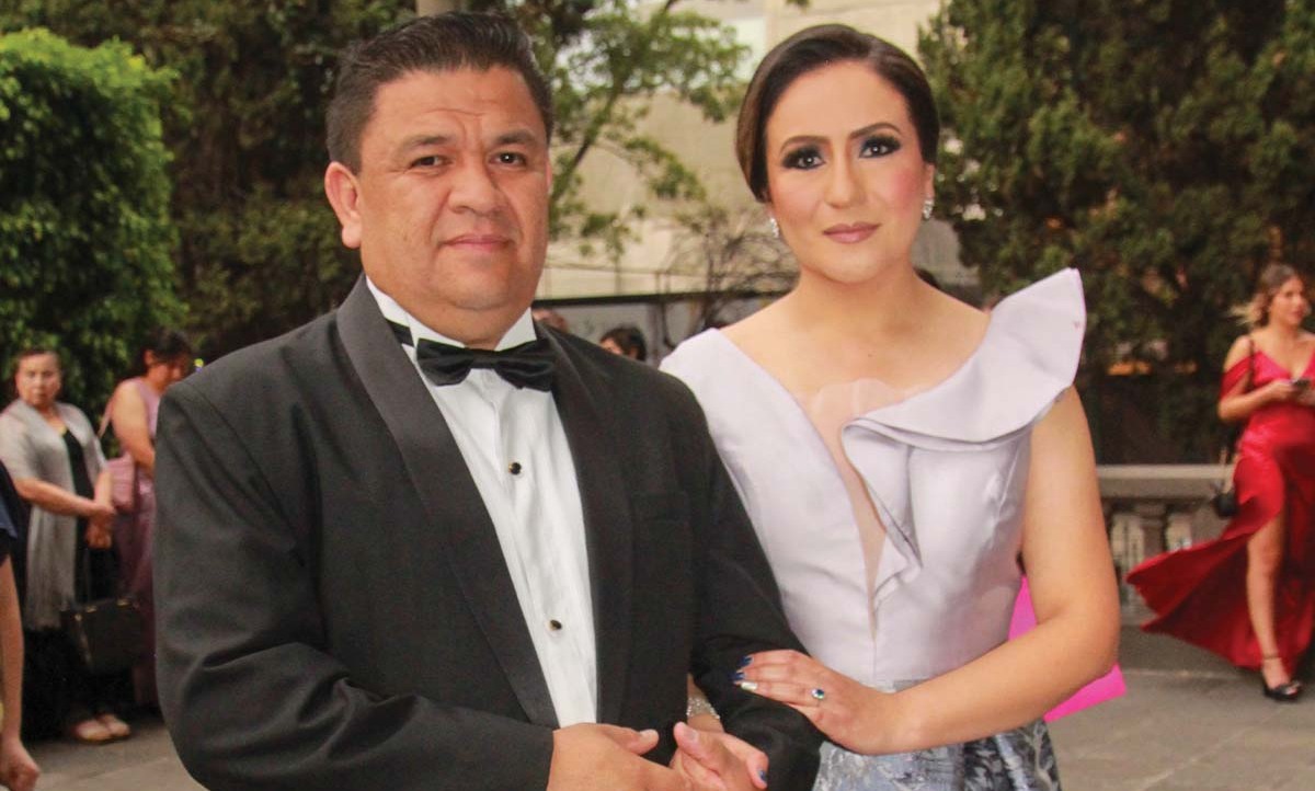 Alfonso Carmona y Juliana Tolentino