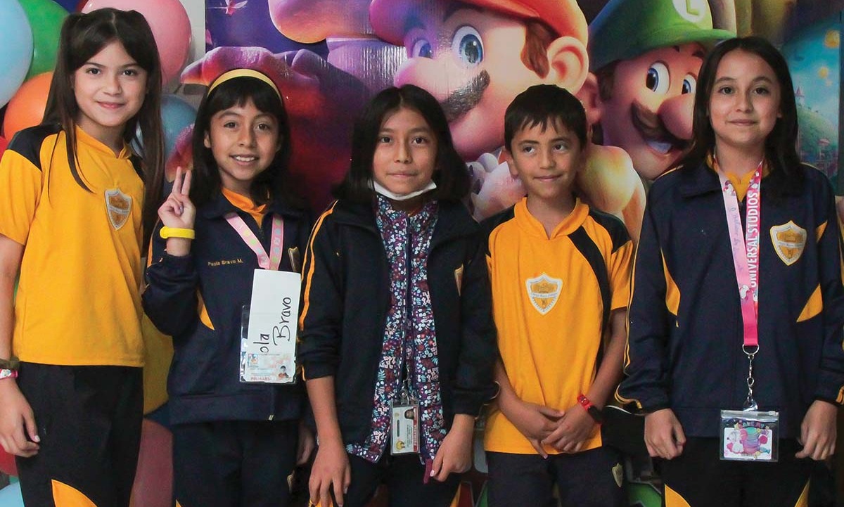Isabela Miller, Paola Moreno, Emiliana Ortega, Santiago Juárez y Valentina Bretón