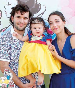 Armando Arce, María Emilia Arce y Ana Maye Richo