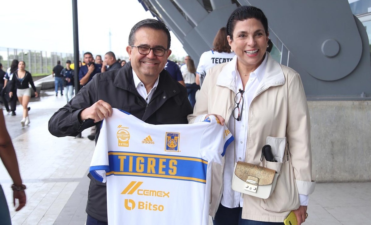 Idelfonso Guajardo y Marcela Guerra