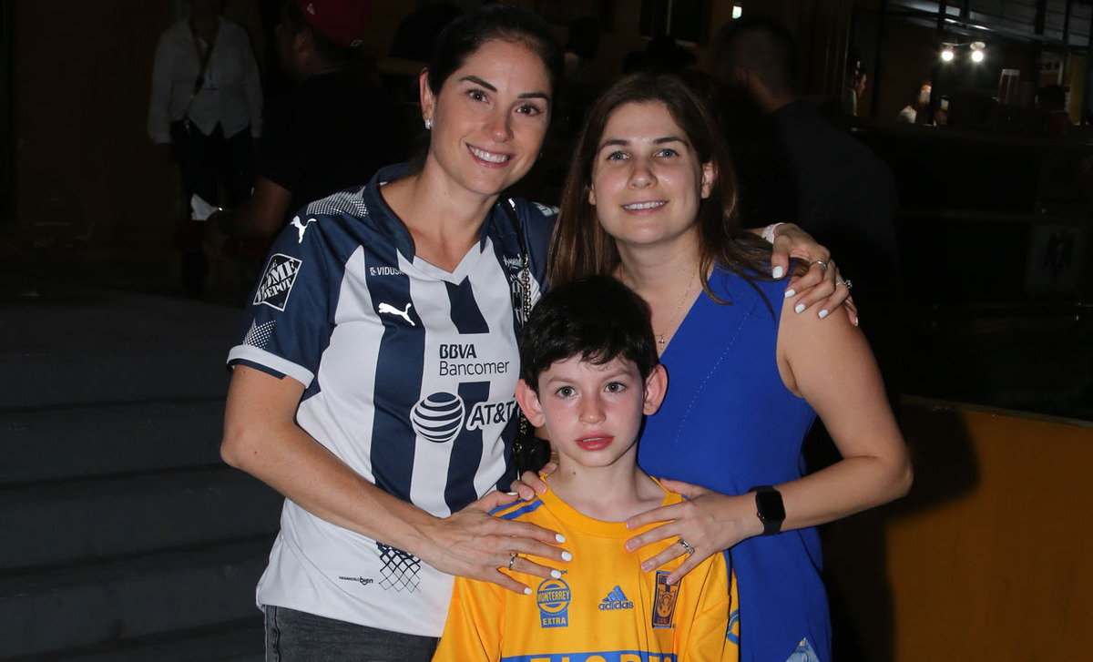 Natalia Elizondo, Rodrigo Cueva y Ana Luisa González