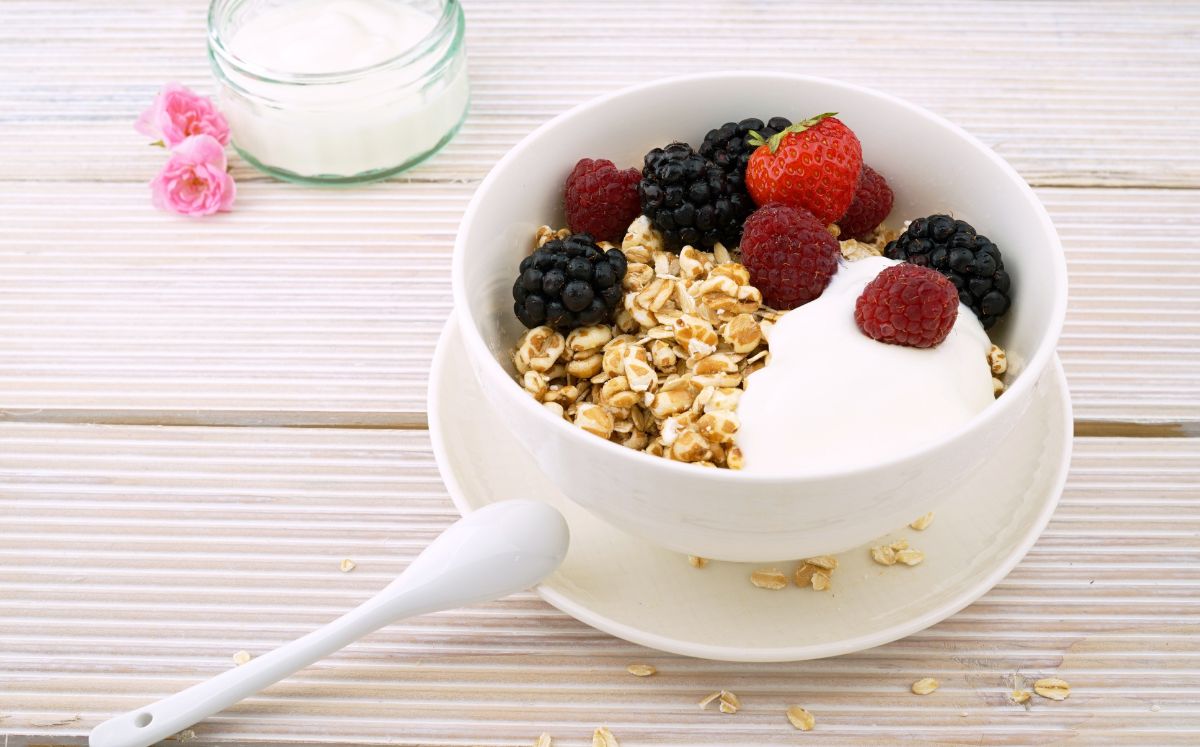 Alimentos que alimentan la felicidad: Probióticos para la salud intestinal: pexels