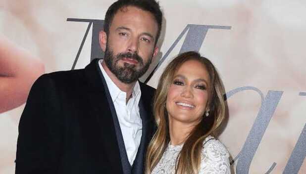 JLo le coquetea a otro hombre frente a Ben Affleck | Video (Getty)
