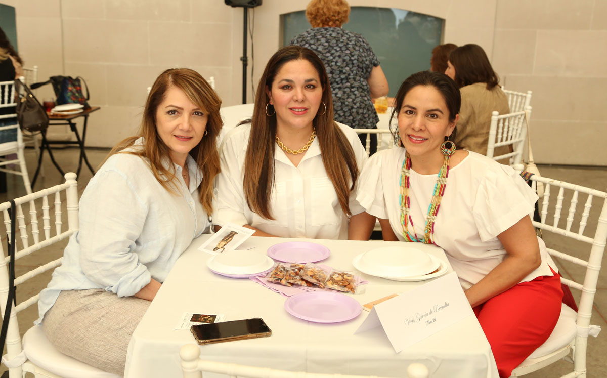 Alicia, Renata y Ceci