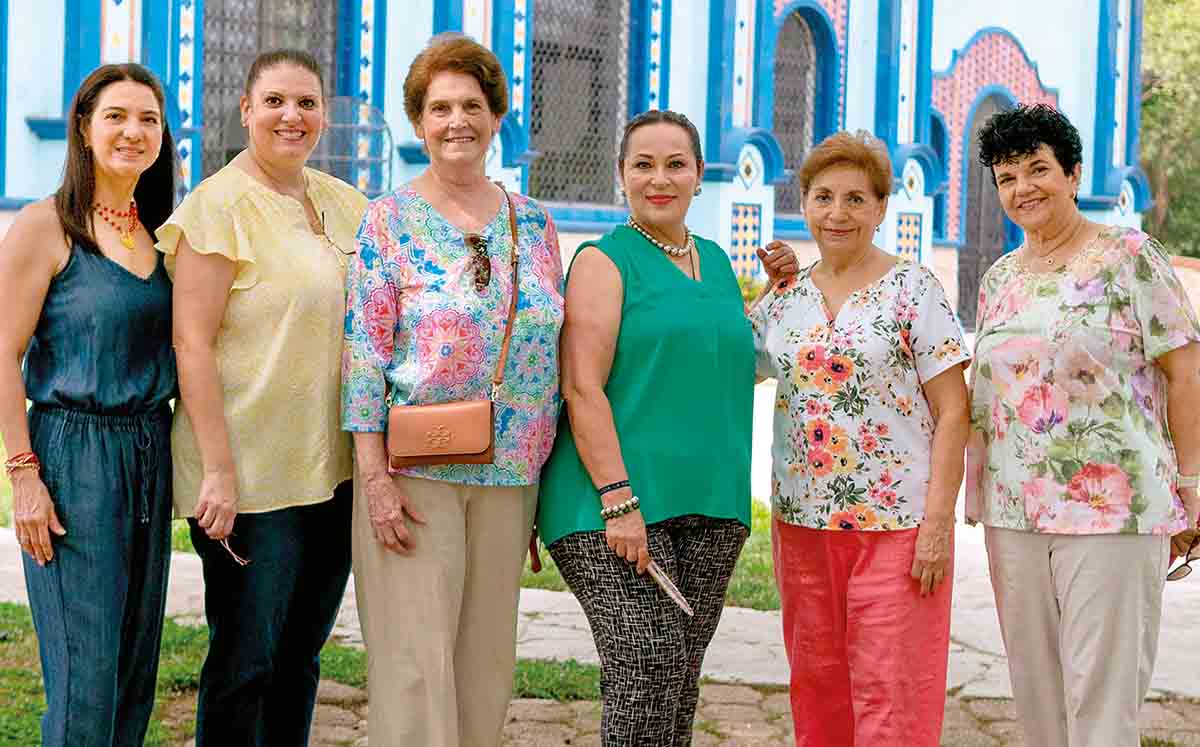 ASISTENTES DEL EVENTO