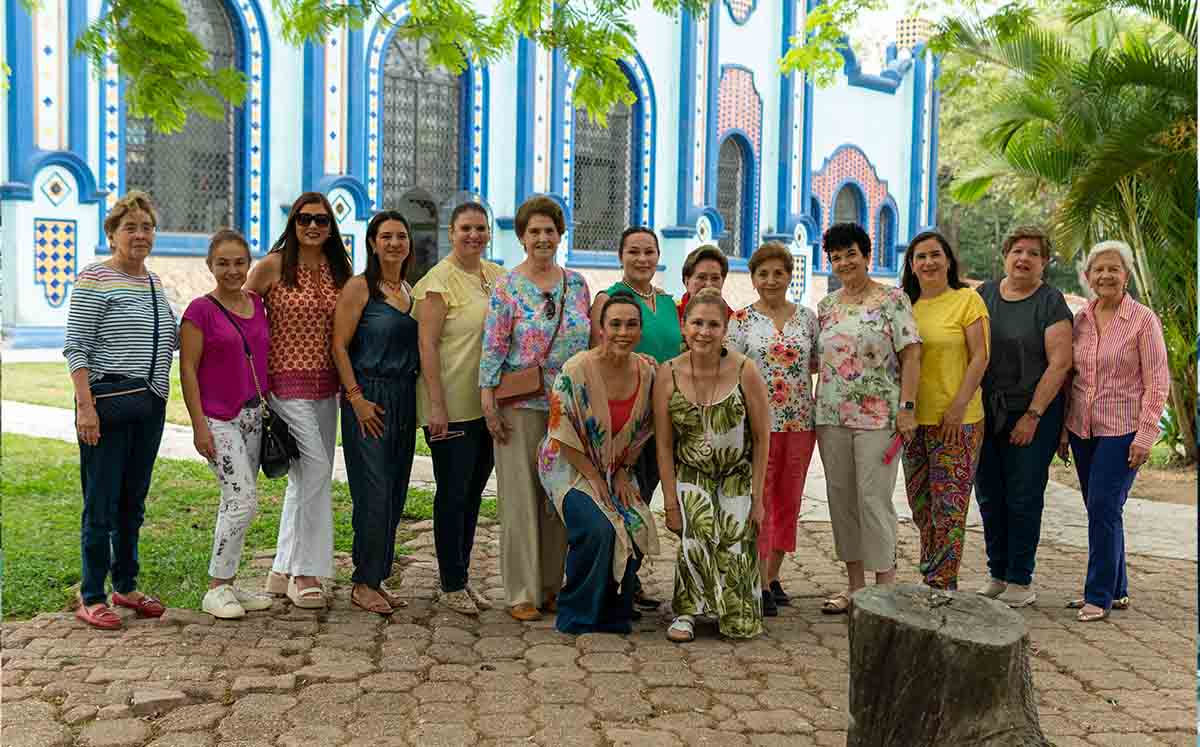 ASISTENTES DEL EVENTO