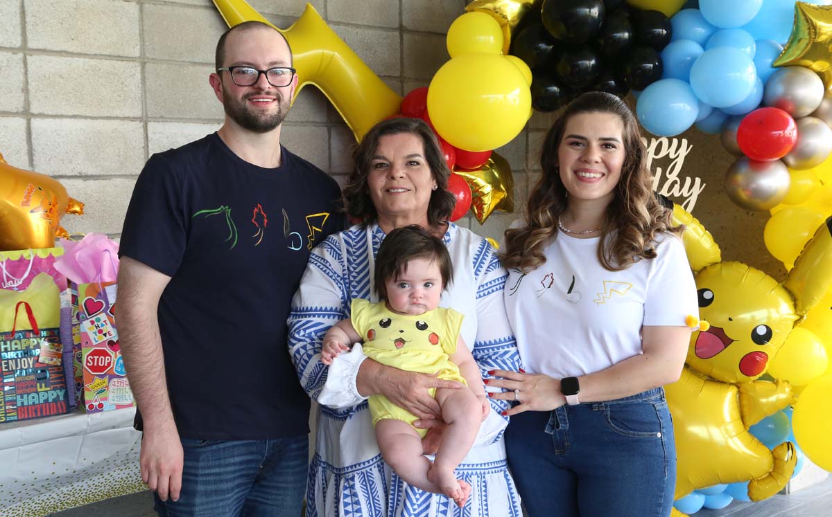 Francisco, Rosy, Isabela y Emely
