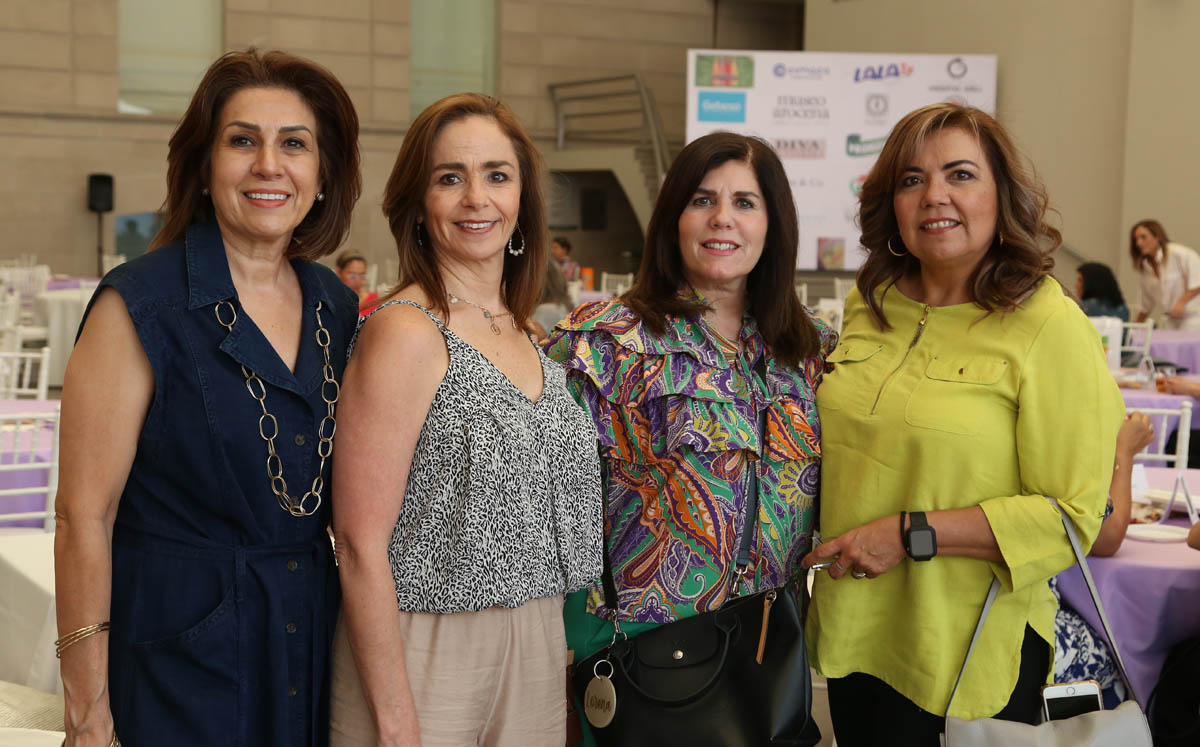 Gabriela, Esther, Lorena y Tere