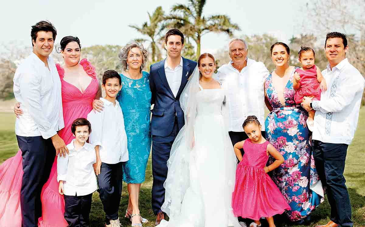 INVITADOS DEL EVENTO