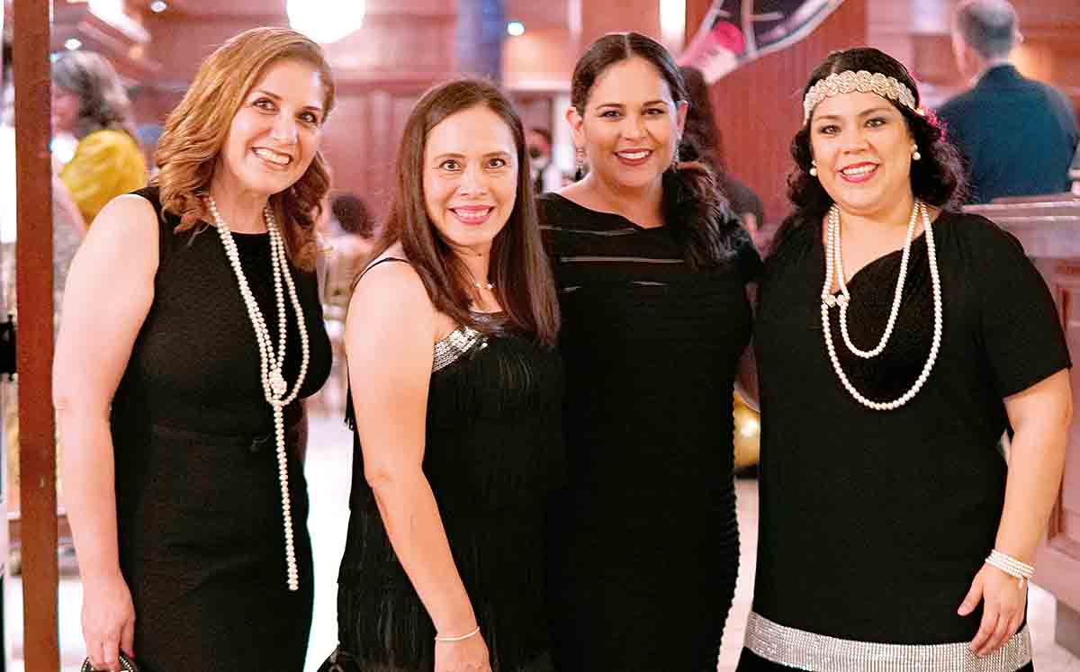 LIZ GONZÁLEZ, VERÓNICA RODRÍGUEZ, ALEJANDRA CASTILLO Y ANA CAROLINA MARTÍNEZ