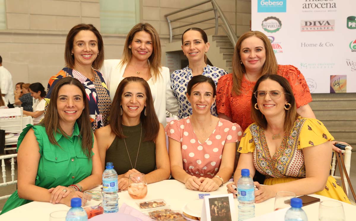 Marcela, Mayte, Edurne, Claudia, Bárbara, Gaby, Lizy y Brenda