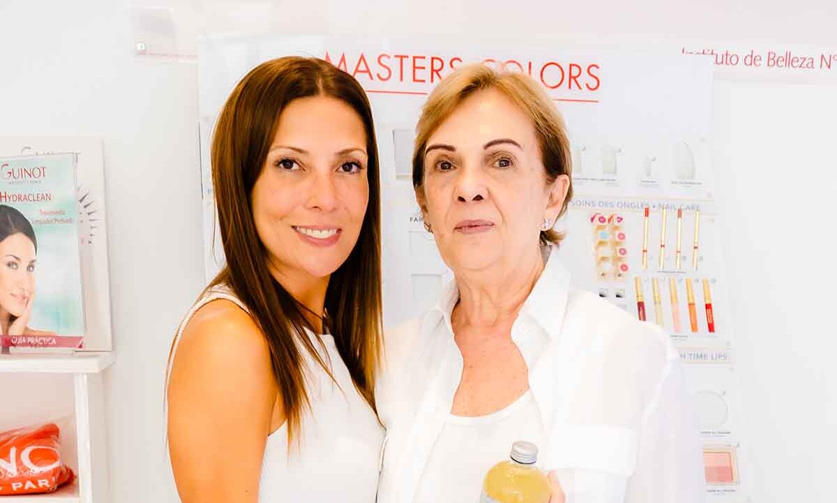 Cristina Cordova y Blanca Sordo