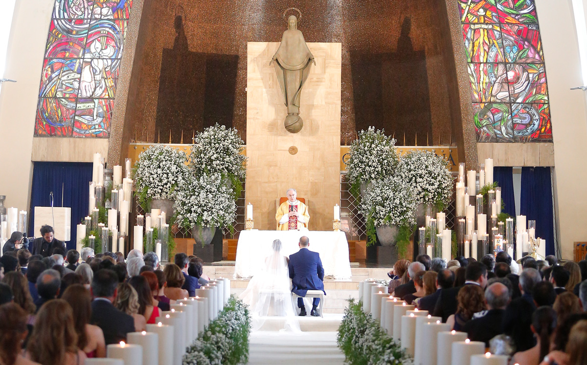 En la Basílica La Purísma, los novios celebraron su matrimonio / Foto: Roberto Alvarado