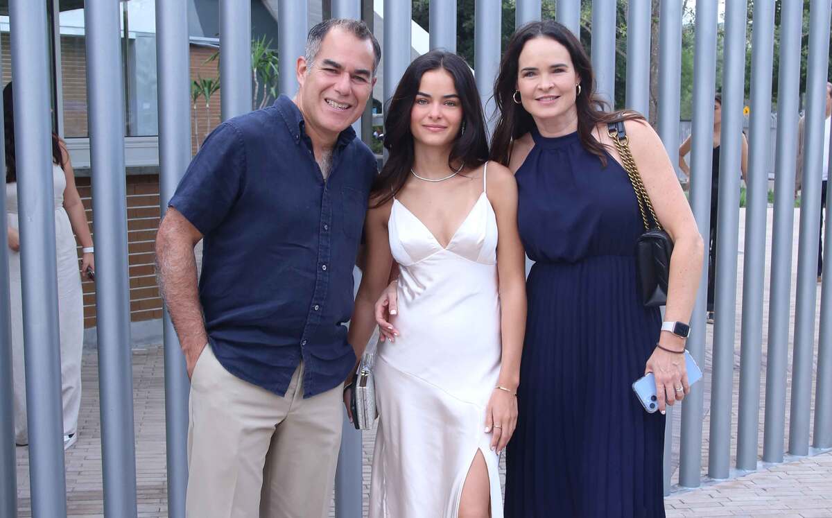 Carlos Islas, Roberta Islas y Cynthia Garza