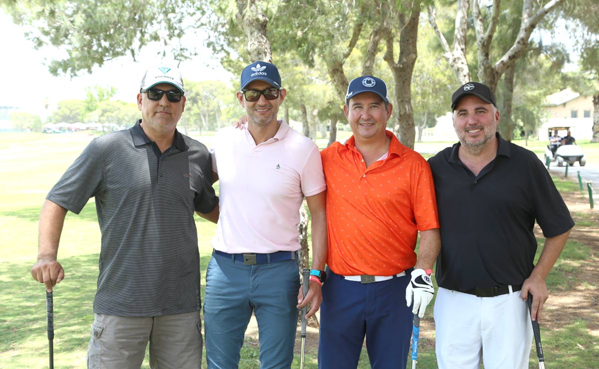 Eduardo, Julio, Poncho y Alejandro