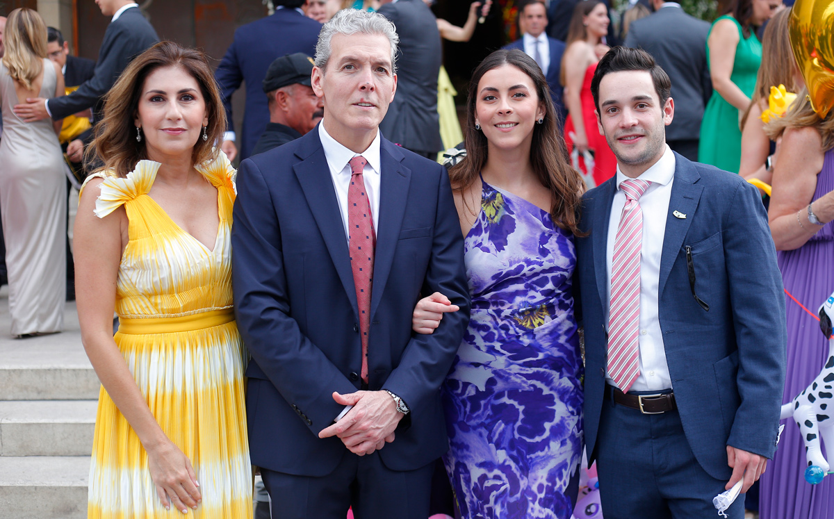 Elena Zambrano de Riojas, Juan Riojas, Jimena Riojas y Andrés Joven / Foto: Roberto Alvarado