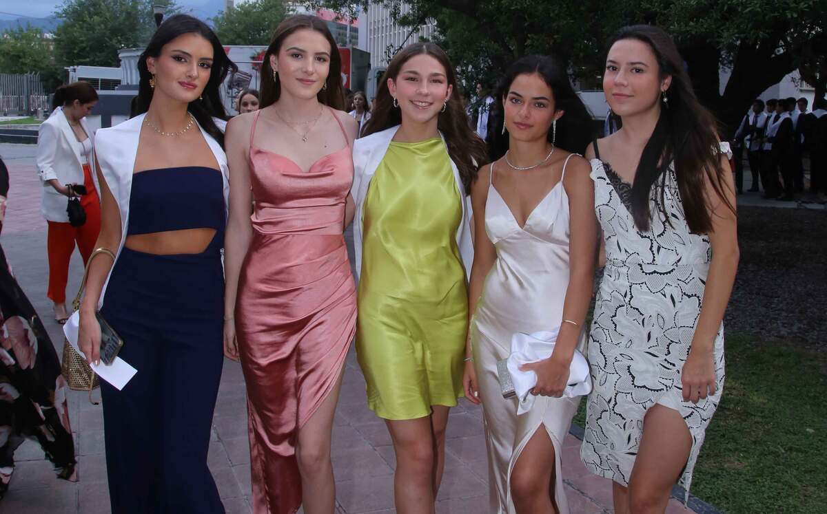 Isabella Curiel, Paulina Villarreal, Cordelia Guerra, Roby Islas y Daniela Lozano. Fotos: Roberto Alvarado