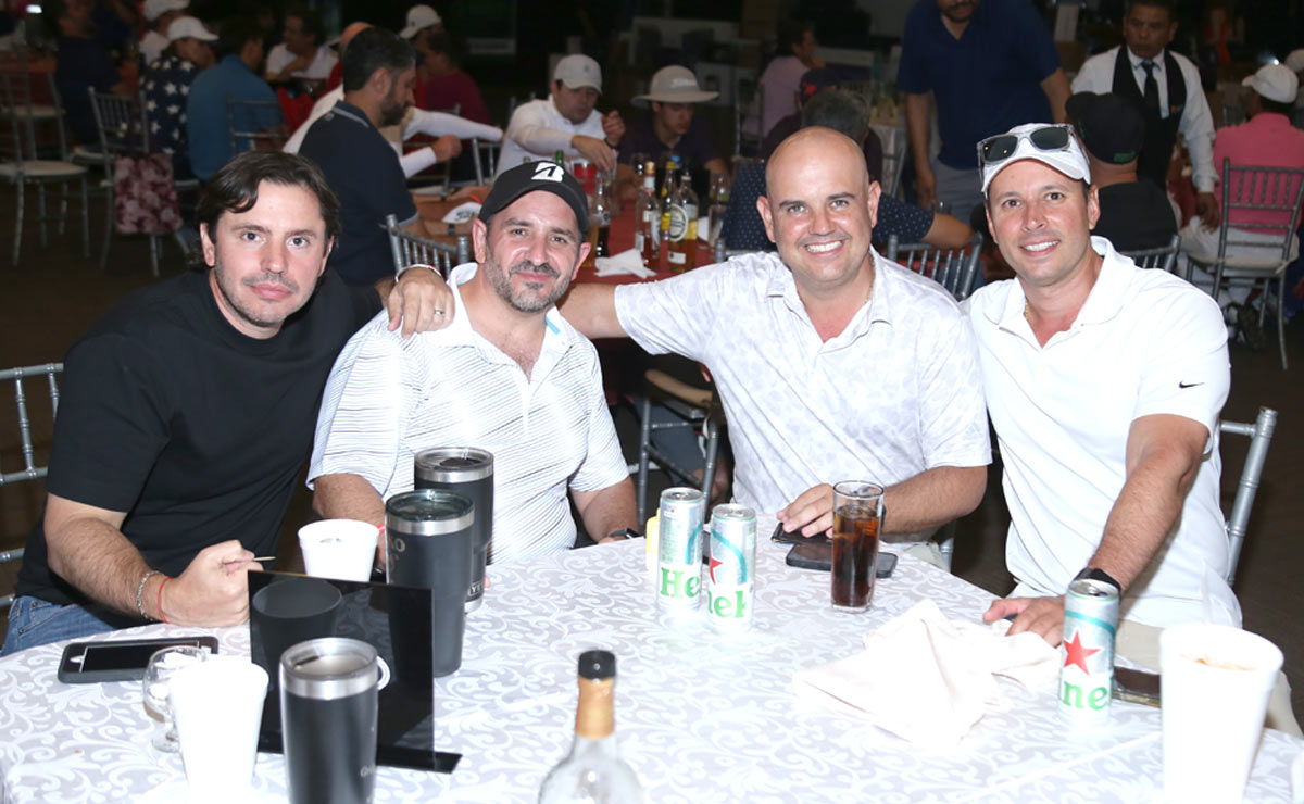 Joaquín, Roberto, Eduardo y Ramón