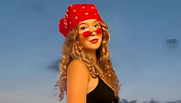 Mía Rubín se une a la tendencia de transparencias como una rockstar (Foto: Instagram)