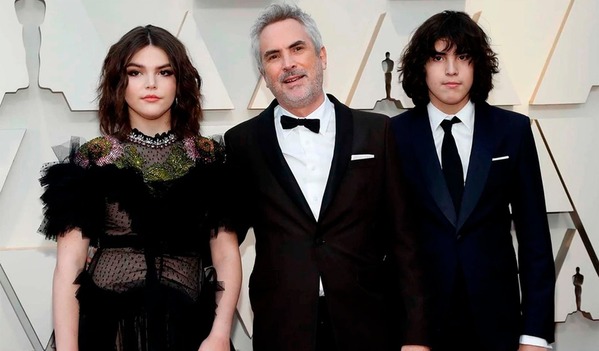 Alfonso Cuarón hace su primera aparición en TikTok con su hija (Foto: Instagram @bucuaron)