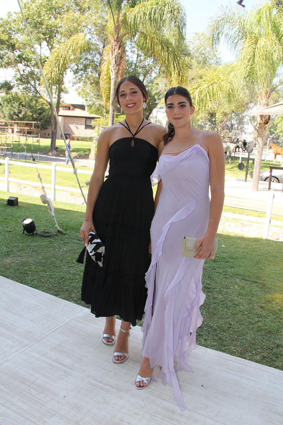 Ana Rosales y Paulina Ornelas