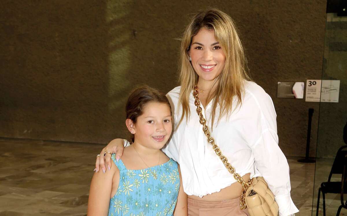 Andrea del Valle y Adriana Esquer