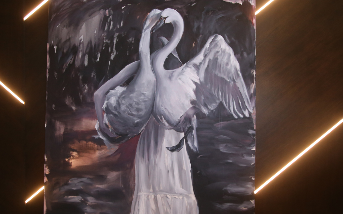 Los cisnes, obras que sobresalen en el arte de Sulamit Elizondo / Foto: Roberto Alvarado