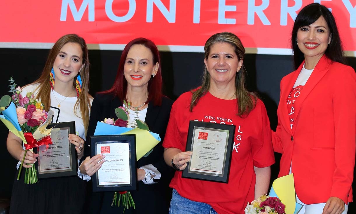 Ana Lucía Cepeda, Mónica García de Moyeda,  Martha Herrera y María García