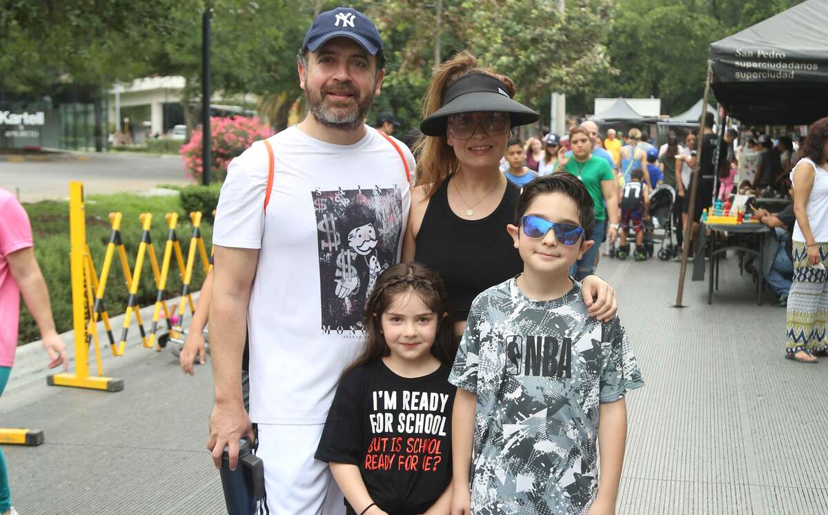 Francisco Canales, Marcel Valenzuela, Silvana Canales y Javi Canales