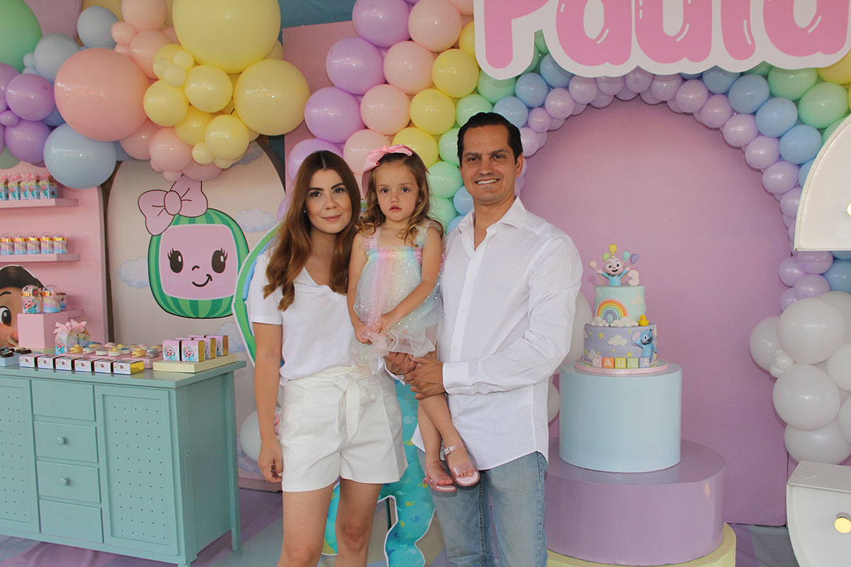 01 Jo Martínez, Paula Guzmán y Ernesto Guzmán