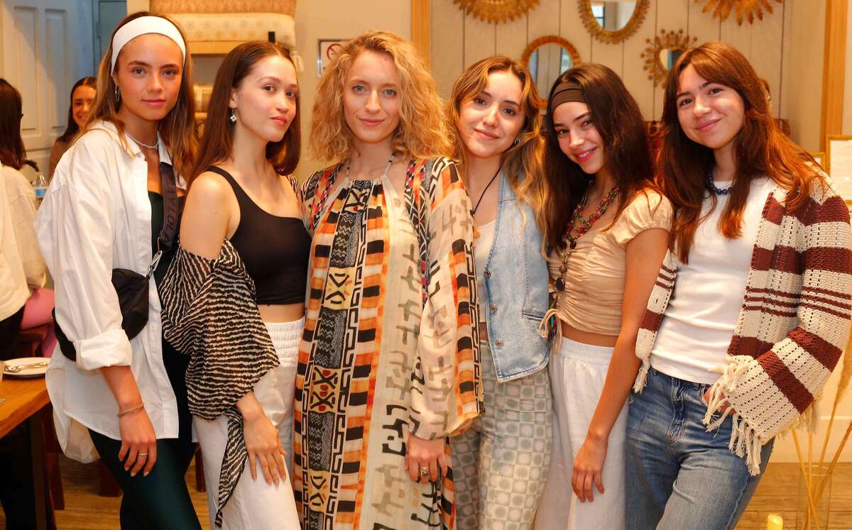 Maya Ostberg, Mayi Escobar, Montse Carrillo, Stefy Cavazos, Amanda Garza y Alana García