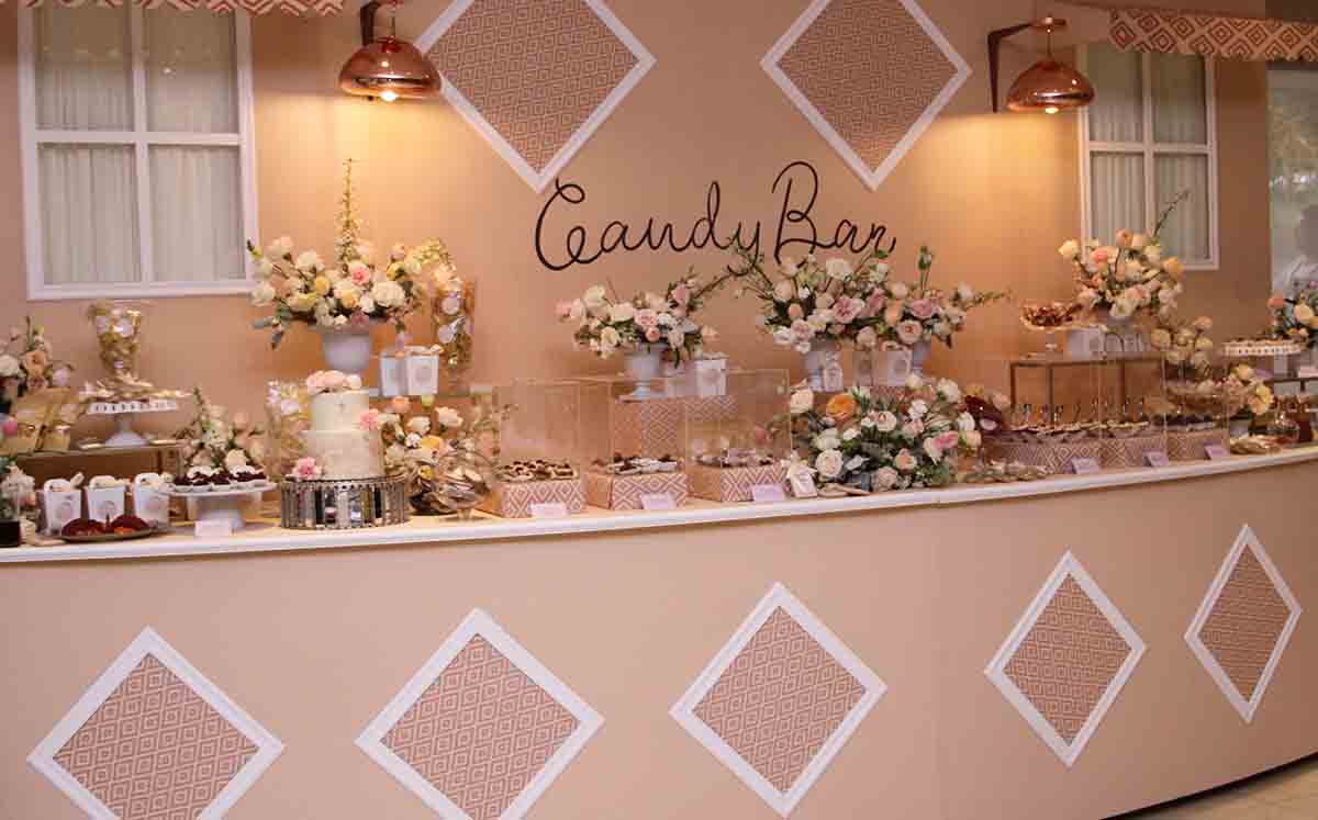 SWEET CANDY BAR