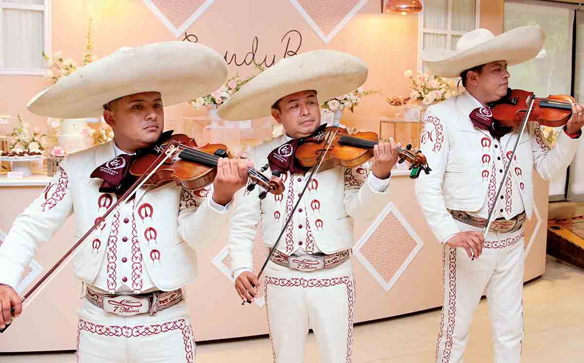 MARIACHI 7 MARES