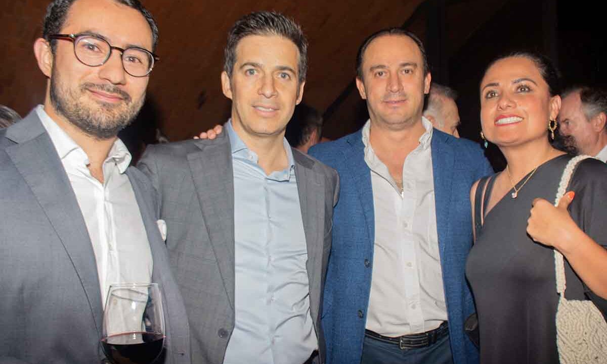 Hilario Retti, Fernando Bellon, Rodrigo Bijambos y Aida Ortiz