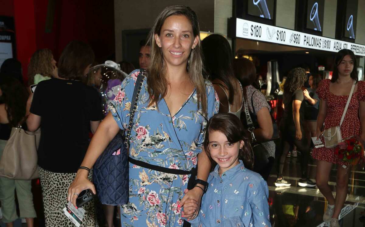 Adriana Sánchez y Carolina Sáenz