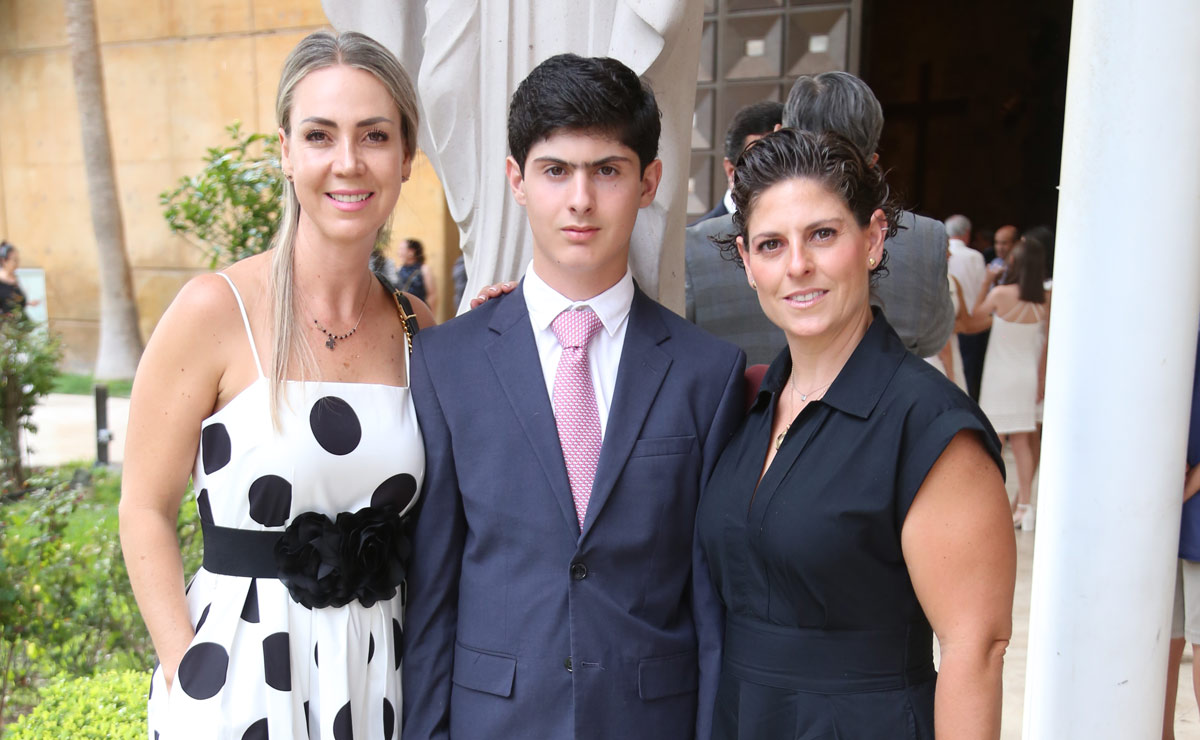 Claudia, Antonio y Pilar