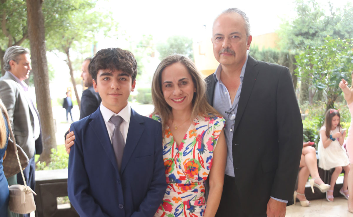 Nicolás, Sofía y Jesús