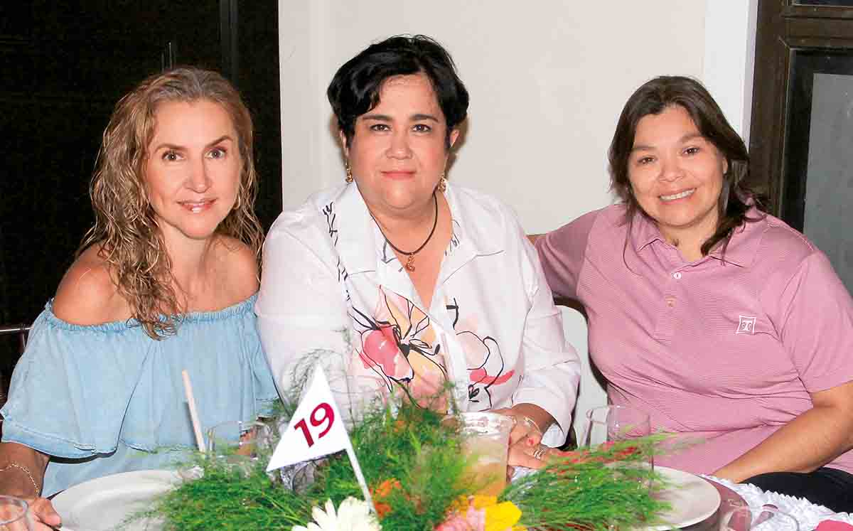 ROSA GOCHICOA, OLIVIA ROJAS Y ELI HERNÁNDEZ presentes en el Torneo Anual Femenil de Golf