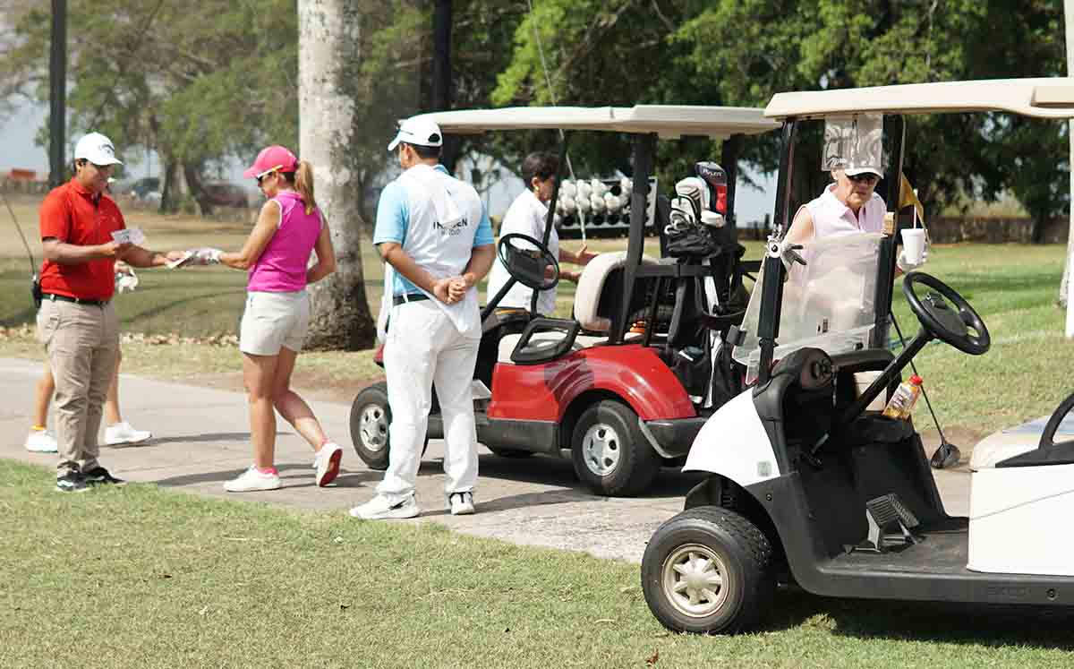 MOMENTOS DEL TORNEO ANUAL
