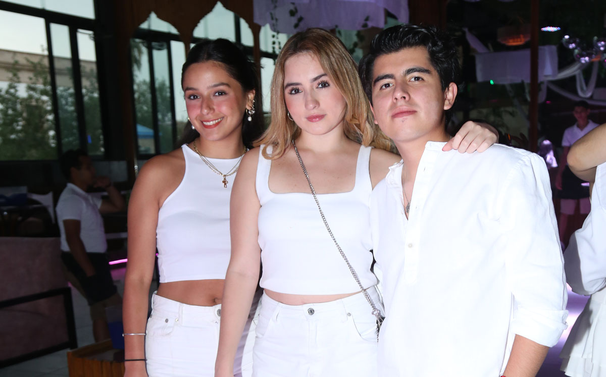 Andrea, Deby y Abraham