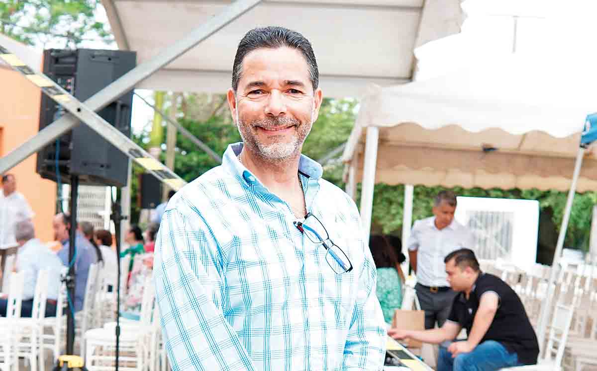 JORGE SALAS presente en el aniversario