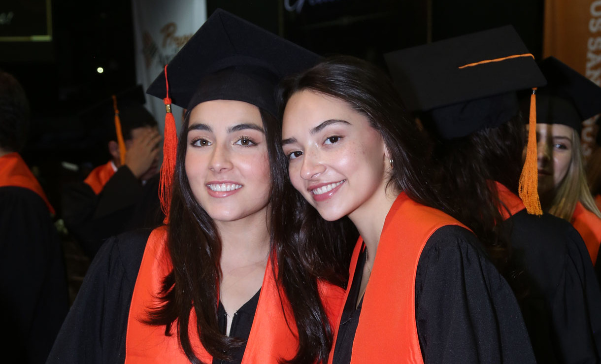 Juliana Llarena y Paula Forneli