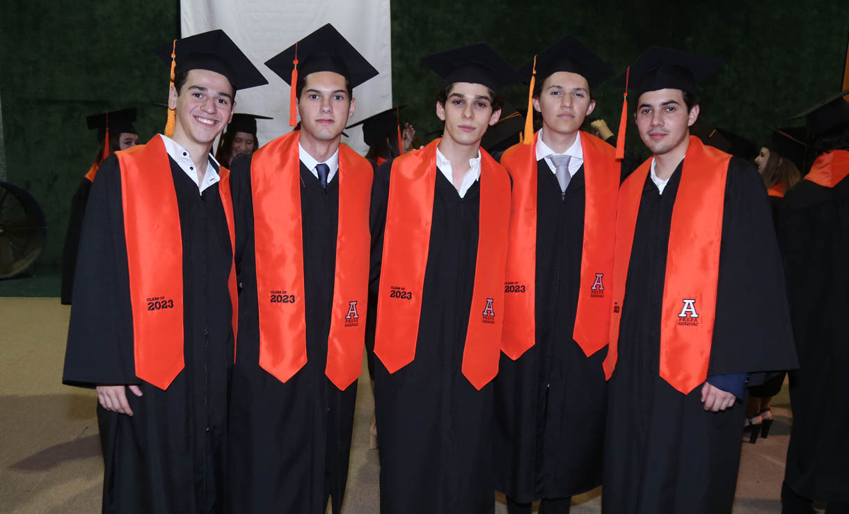 Milton Cañamar, Mauricio Zambrano, Ángel Huerta, Juan Pablo Moreno y Daniel Villarreal
