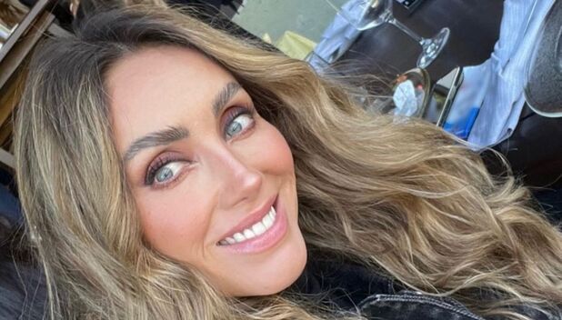 Anahí se queda sin escuchar por perforación del tímpano