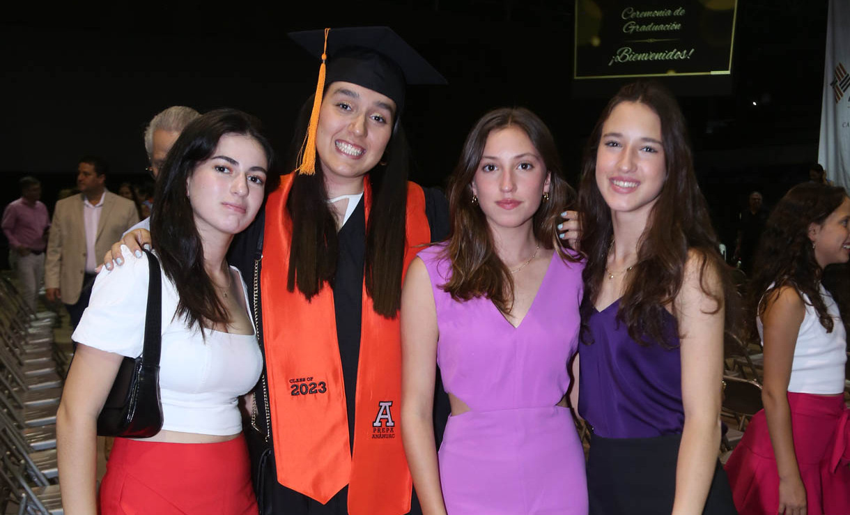 Montse Borrego, Rebeca Núñez, Eugenia Nájera y Roberta Junco